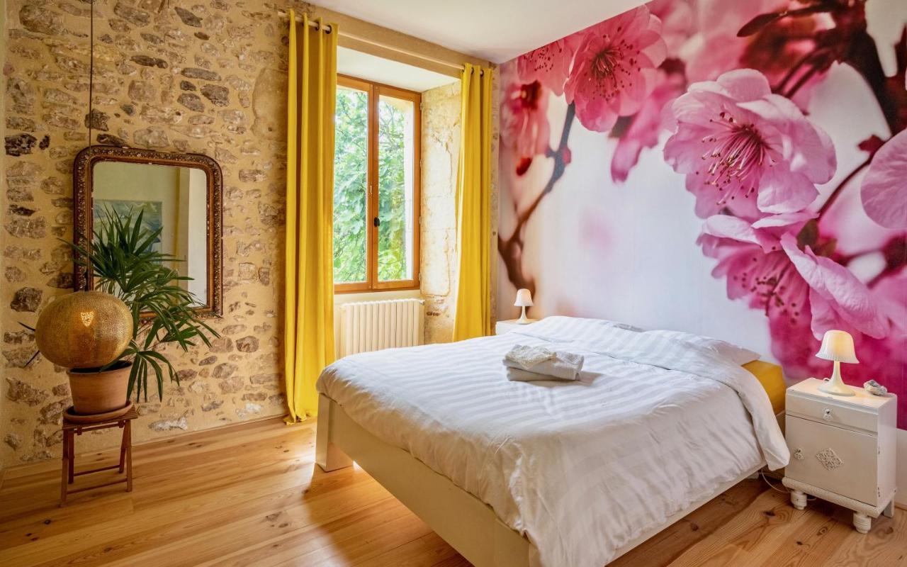 La Maison Magique Saint-Chamassy Экстерьер фото